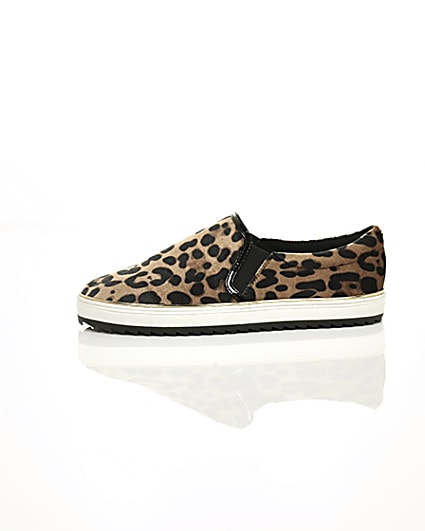 360 degree animation of product Brown leopard print slip on chunky plimsolls frame-22