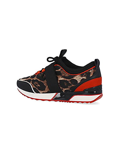 360 degree animation of product Brown leopard print trainers frame-5