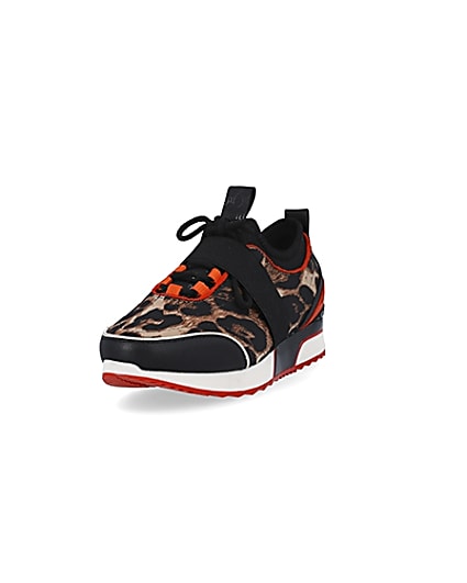 360 degree animation of product Brown leopard print trainers frame-23