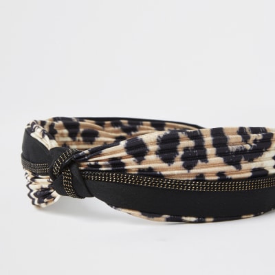 Brown leopard printed plisse knot headband