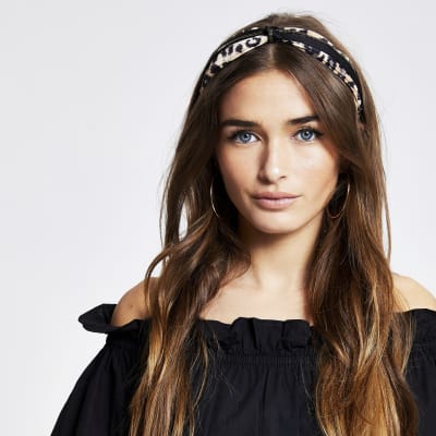 Brown leopard printed plisse knot headband