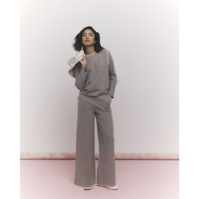 Brown Long Sleeve Whipstitch Sweatshirt