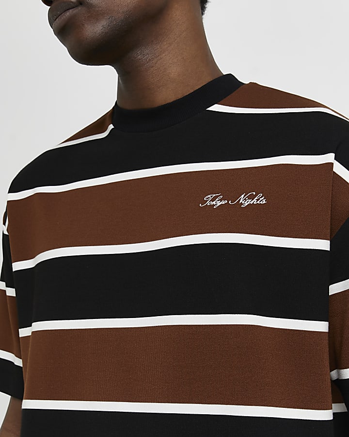 Brown oversized fit stripe t-shirt