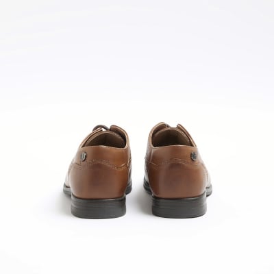 Brown point toe smart shoes | River Island