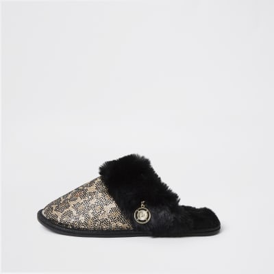 animal fur slippers