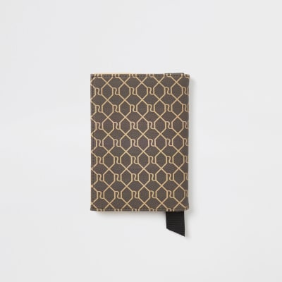 Brown RI monogram passport holder