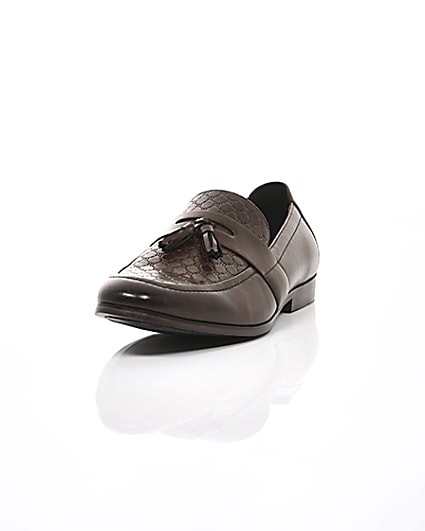 360 degree animation of product Brown RI monogram tassel loafers frame-2