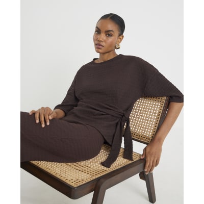 Brown Short Sleeve Textured Tie T-shirt