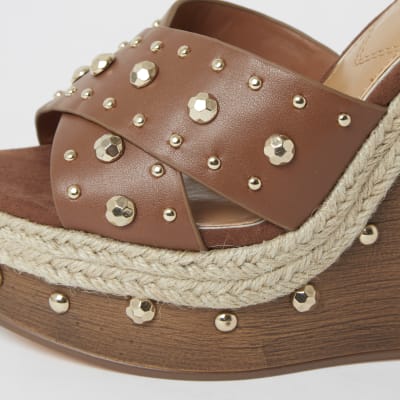Brown studded wooden wedge sandals