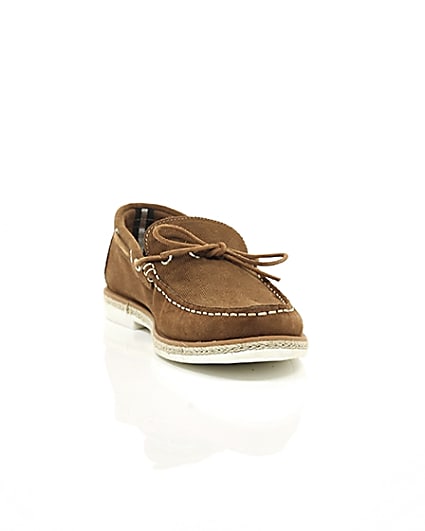 360 degree animation of product Brown suede boat shoe frame-5