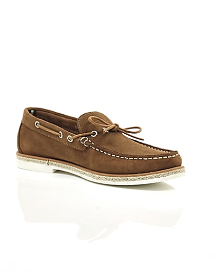 360 degree animation of product Brown suede boat shoe frame-7
