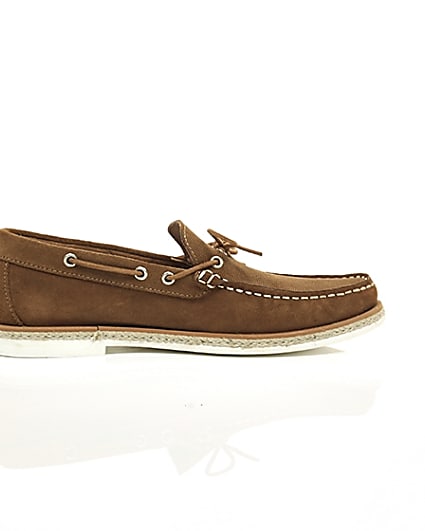 360 degree animation of product Brown suede boat shoe frame-10