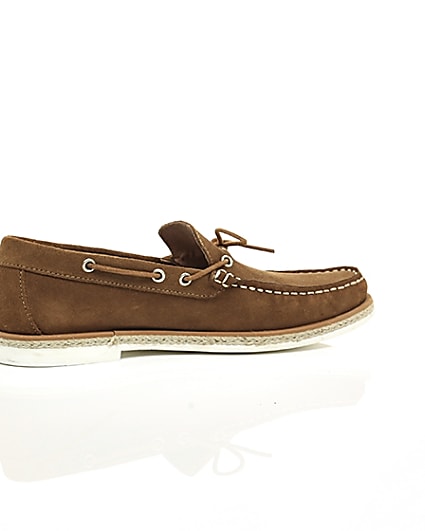 360 degree animation of product Brown suede boat shoe frame-11