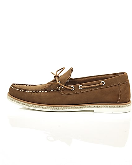 360 degree animation of product Brown suede boat shoe frame-21