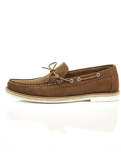 360 degree animation of product Brown suede boat shoe frame-22