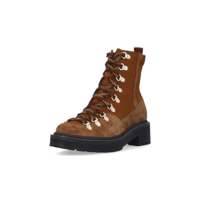 360 degree animation of product Brown suede lace up hiker boots frame-0