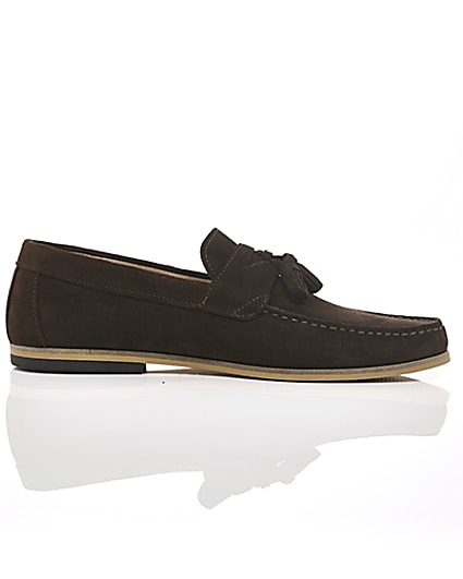360 degree animation of product Brown suede tassel front loafers frame-9