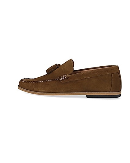 360 degree animation of product Brown tassel suede loafers frame-4