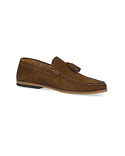 360 degree animation of product Brown tassel suede loafers frame-17