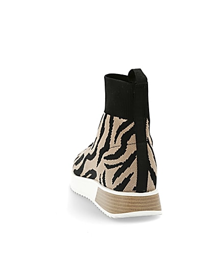360 degree animation of product Brown tiger print hi top runner trainers frame-8