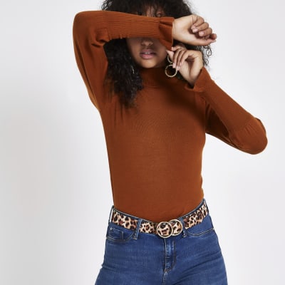 Brown turtle neck long sleeve jumper