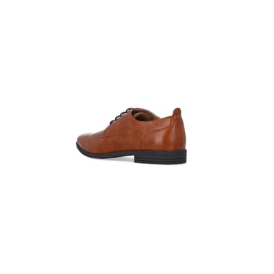 360 degree animation of product Brown wide fit derby shoes frame-6