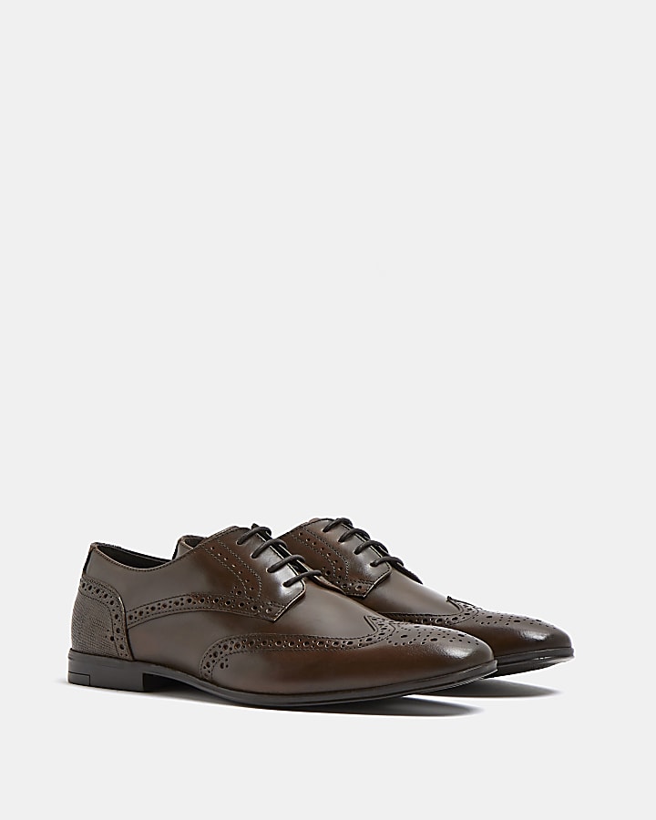 Brown wide fit leather derby shoes