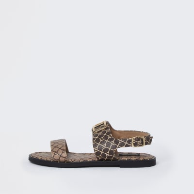 wide fit buckle sandals