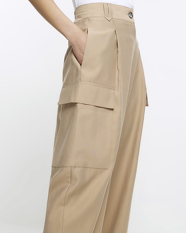 Brown wide leg cargo trousers