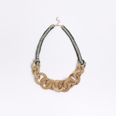 Brown wooden chain necklace