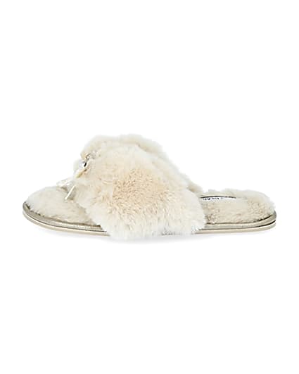360 degree animation of product Cream bow faux fur slippers frame-3