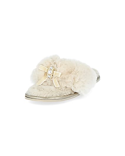 360 degree animation of product Cream bow faux fur slippers frame-23