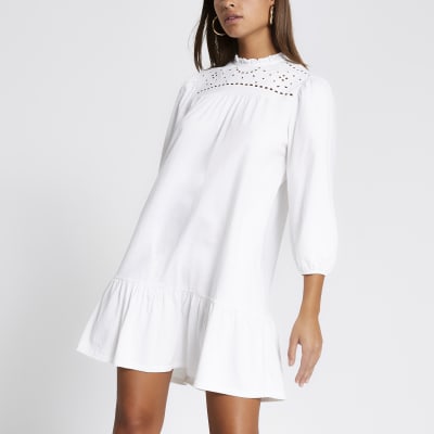 white long sleeve smock dress