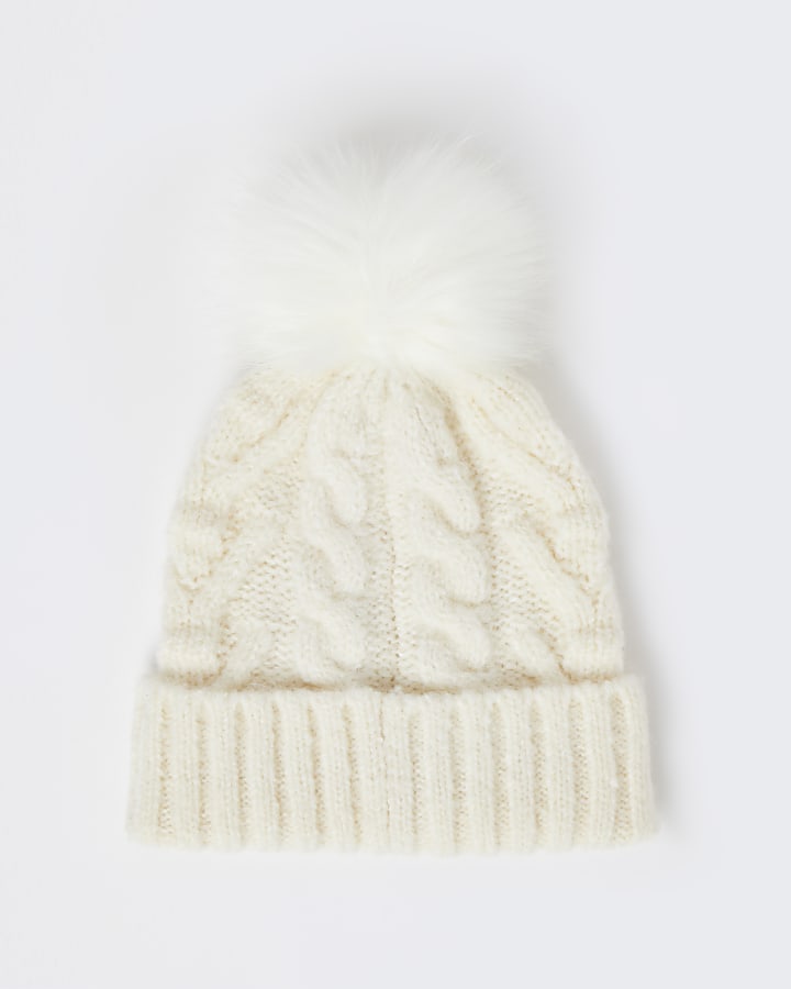 Cream cable knit beanie hat