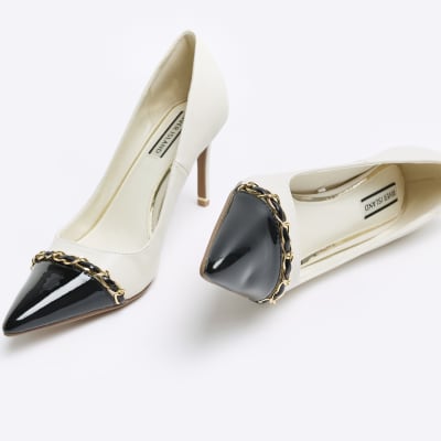 Cream chain heeled court shoes River Island