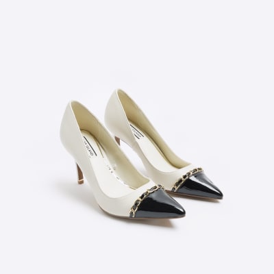 Cream chain heeled court shoes River Island