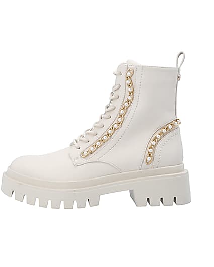 360 degree animation of product Cream chain lace up chunky boots frame-3