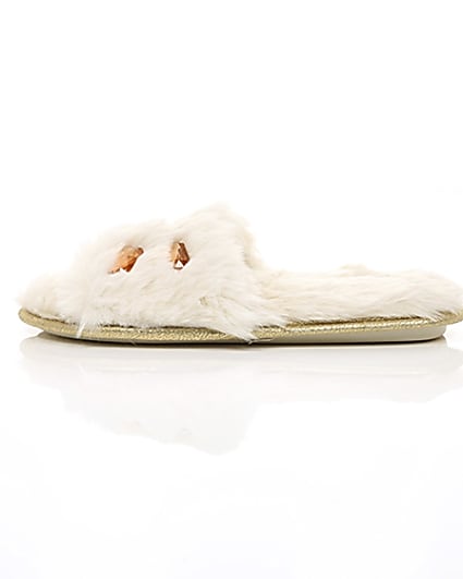 360 degree animation of product Cream faux fur embellished mules frame-21
