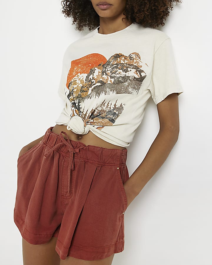 Cream graphic cropped t-shirt