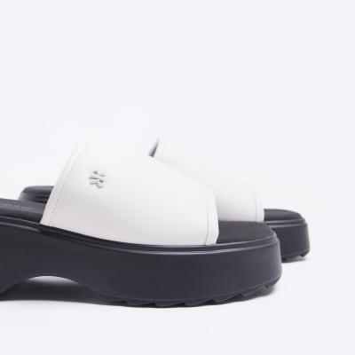 cream platform sliders