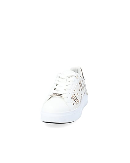 360 degree animation of product Cream RI printed lace-up trainers frame-22