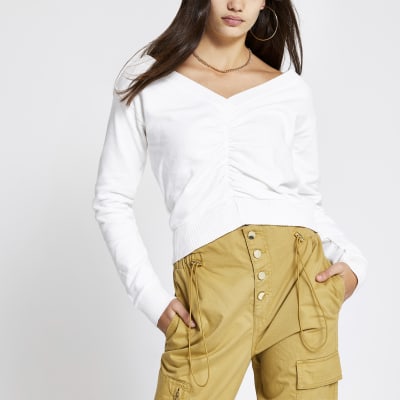 v neck cropped sweatshirt