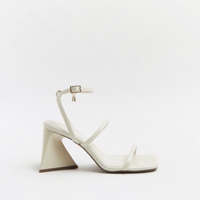 wide fit heels size 11