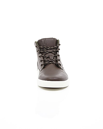 360 degree animation of product Dark brown high top lace-up trainers frame-4