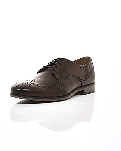 360 degree animation of product Dark brown wide fit leather lace-up brogues frame-1