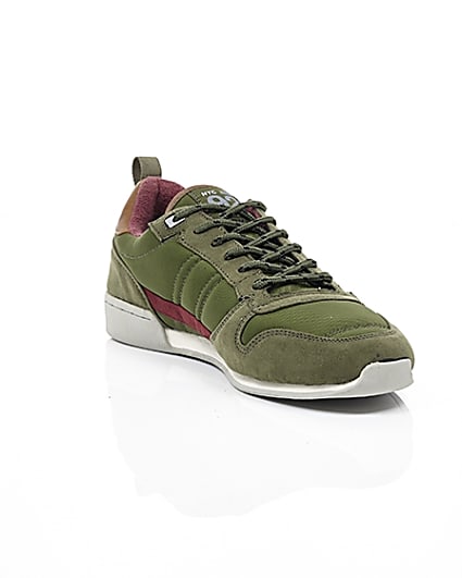 360 degree animation of product Dark green retro runner trainers frame-6