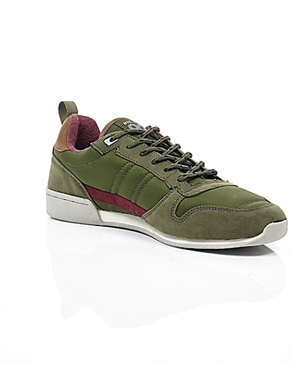 360 degree animation of product Dark green retro runner trainers frame-7
