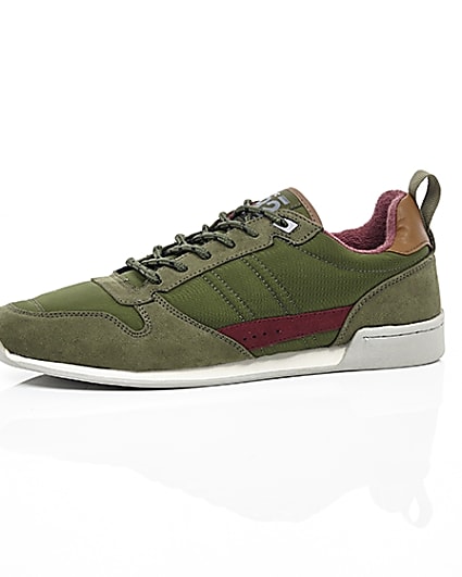 360 degree animation of product Dark green retro runner trainers frame-23