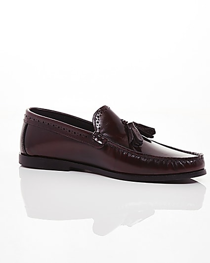 360 degree animation of product Dark red  leather tassel loafers frame-8