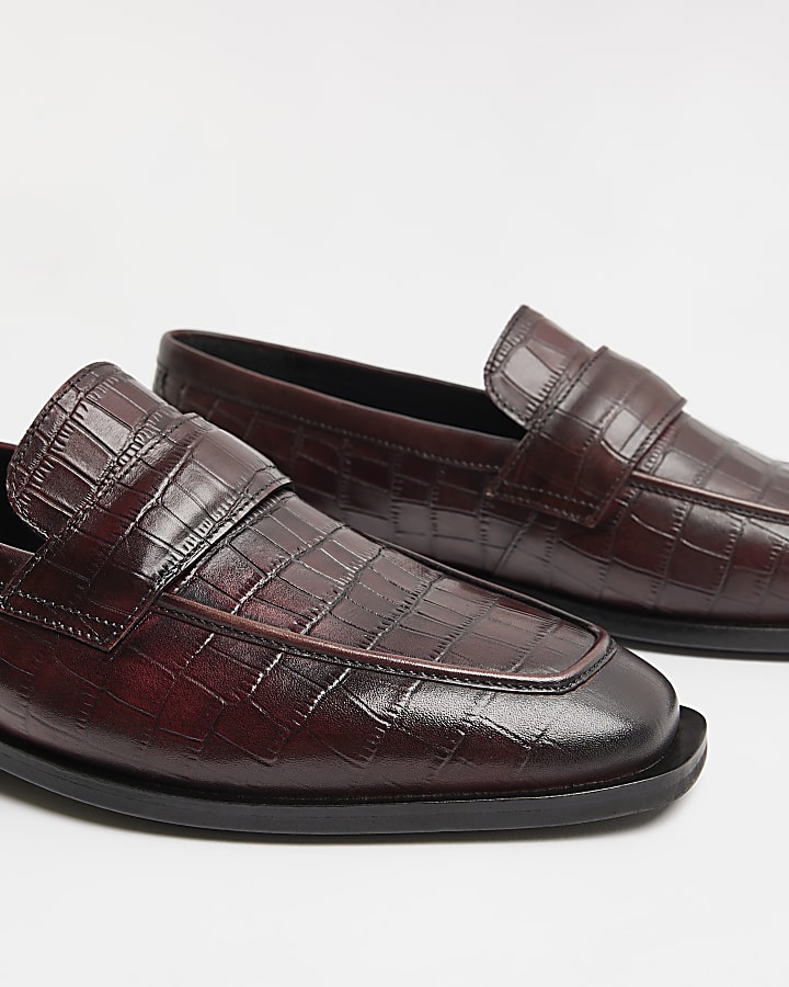 Dark red croc leather loafers